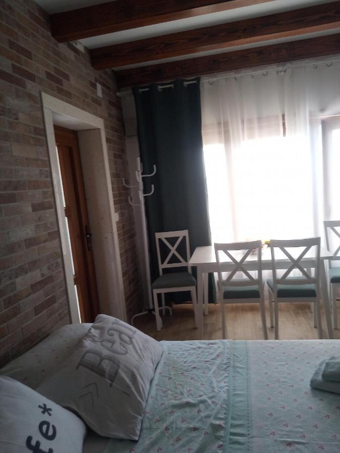 Studio Apartman Luka Стариград-Паклениця Екстер'єр фото